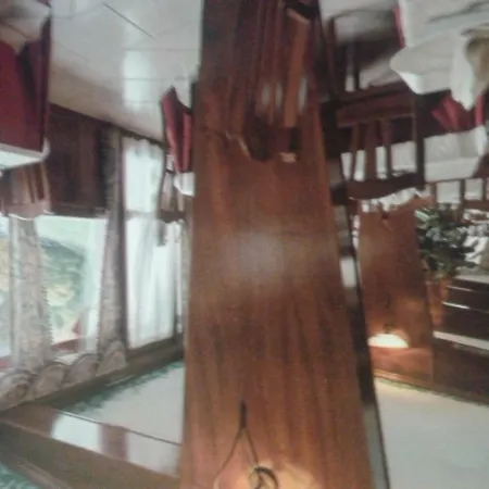 Cristallo צ'רטו לאגי